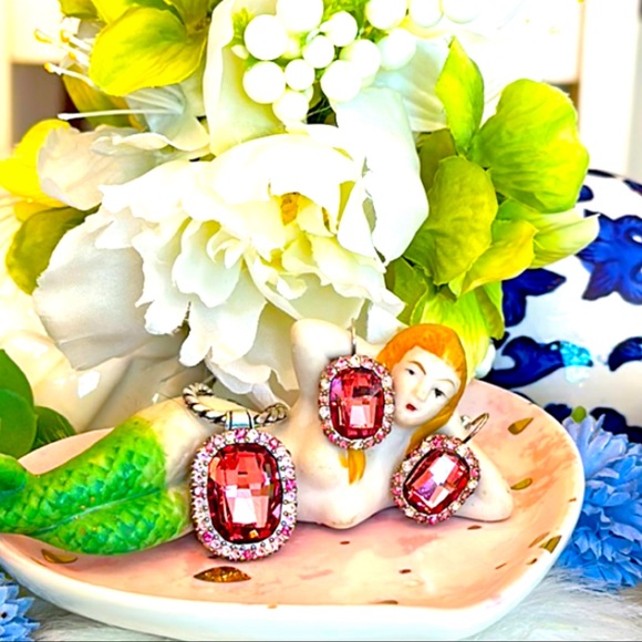 Weddings 💒Birthdays 🌸Vacations🌴Choose Brighton for Every Occasion🎁 Gifts 🎁 - Picture 14 of 16